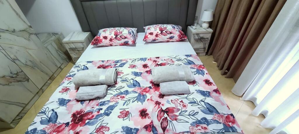 Jepen me qira 7 apartamente sezonale 1+1,Lungomare Vlore