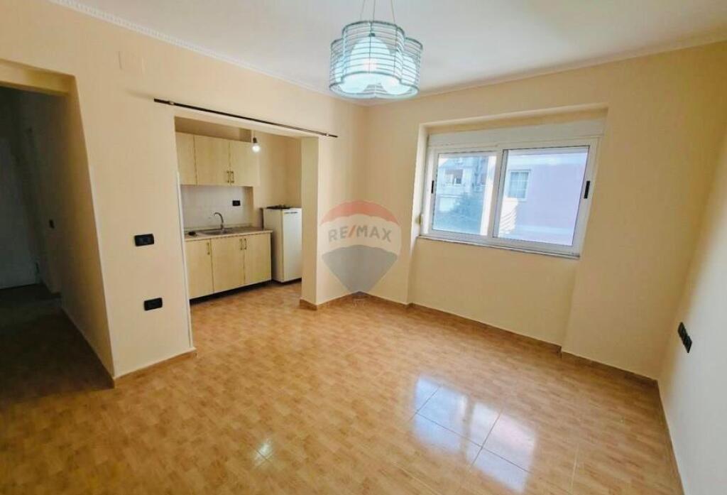 📍Apartament 1+1 Tregu i Medresese