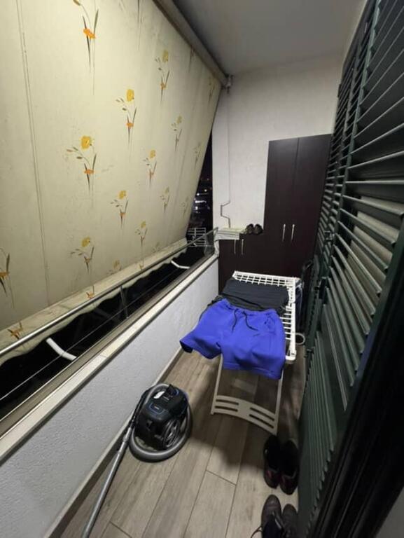 SHITET APARTAMENT 2+1 + DHOMË PUNE – STADIUMI DINAMO