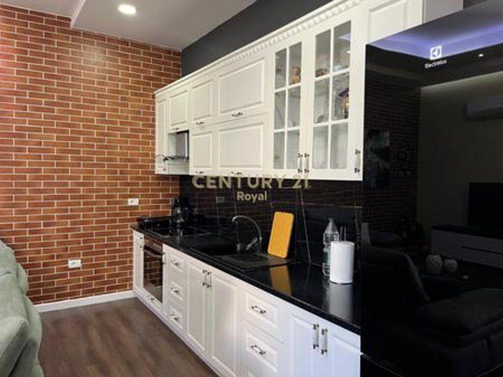 SHITET APARTAMENT 1+ 1 NE FRESK, ME PAMJE TE LIRE NGA MALI I DAJTIT 129,000 € Sip. Totale  170m2