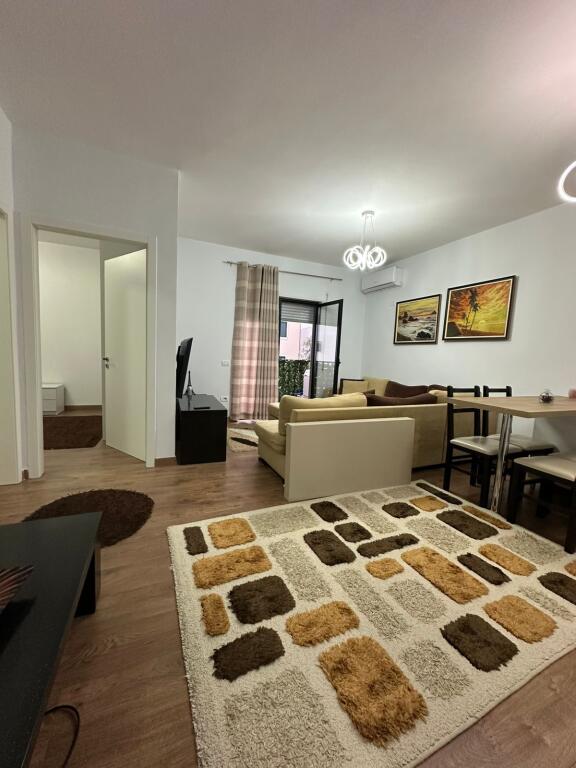 Japet me qera apartament 2+1, me sip 95m2