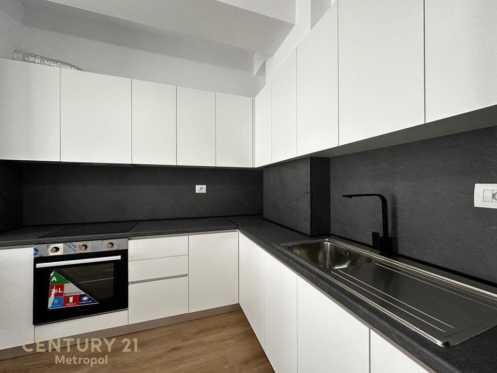 Shes apartament 1+1 te arreduar totalisht ne Rezidencen Kaimi! 115,000 € Sip. Totale  60m2