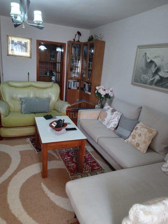 Shitet Apartament 2+1, Rruga Asim Vokshi