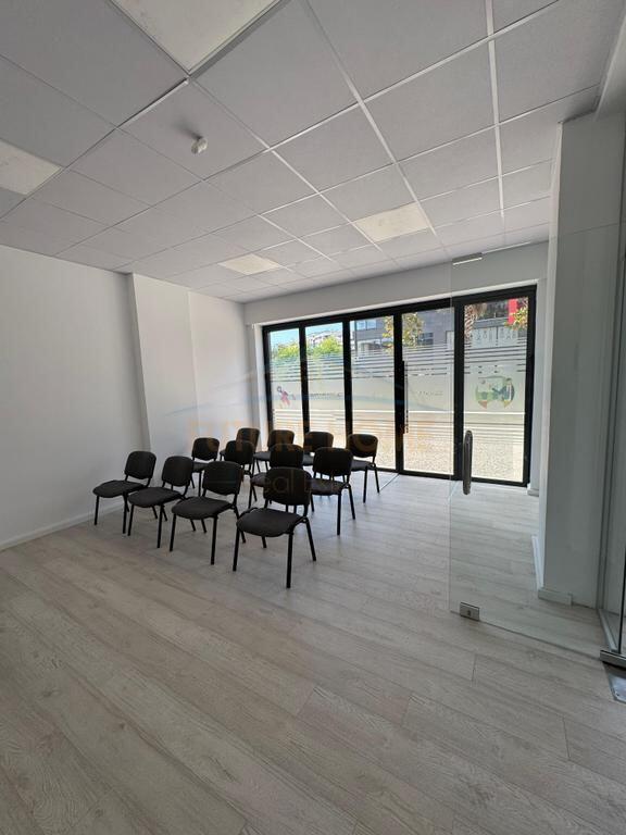 Qera, Ambient Biznesi, Rezidenca Future Home. 500 €,UNA58032