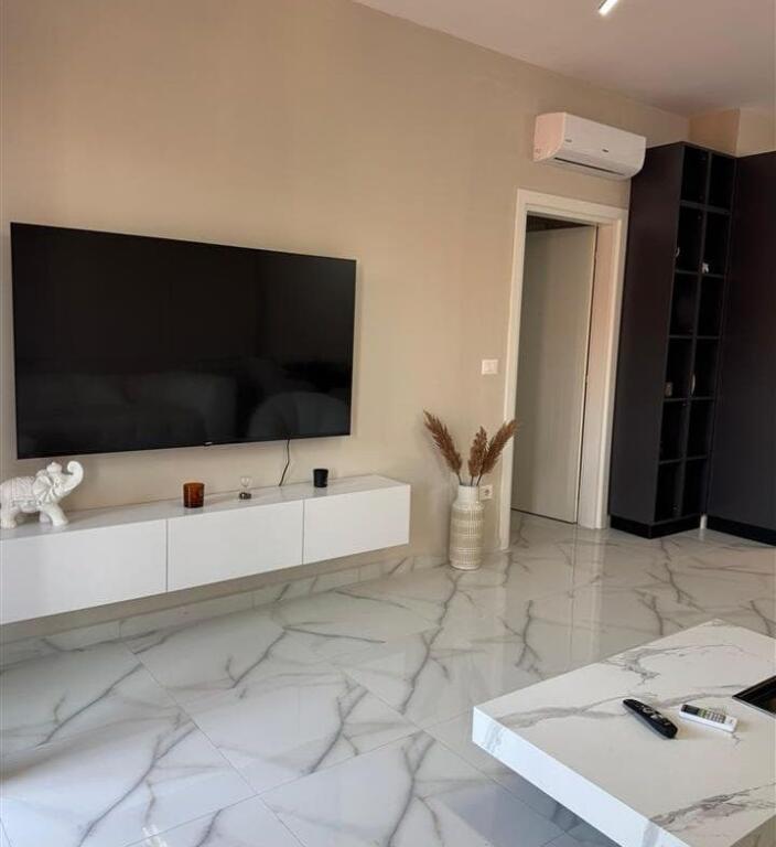 Apartament me qera 3+1+2 tek Garden Building (ID B230155) Tirane