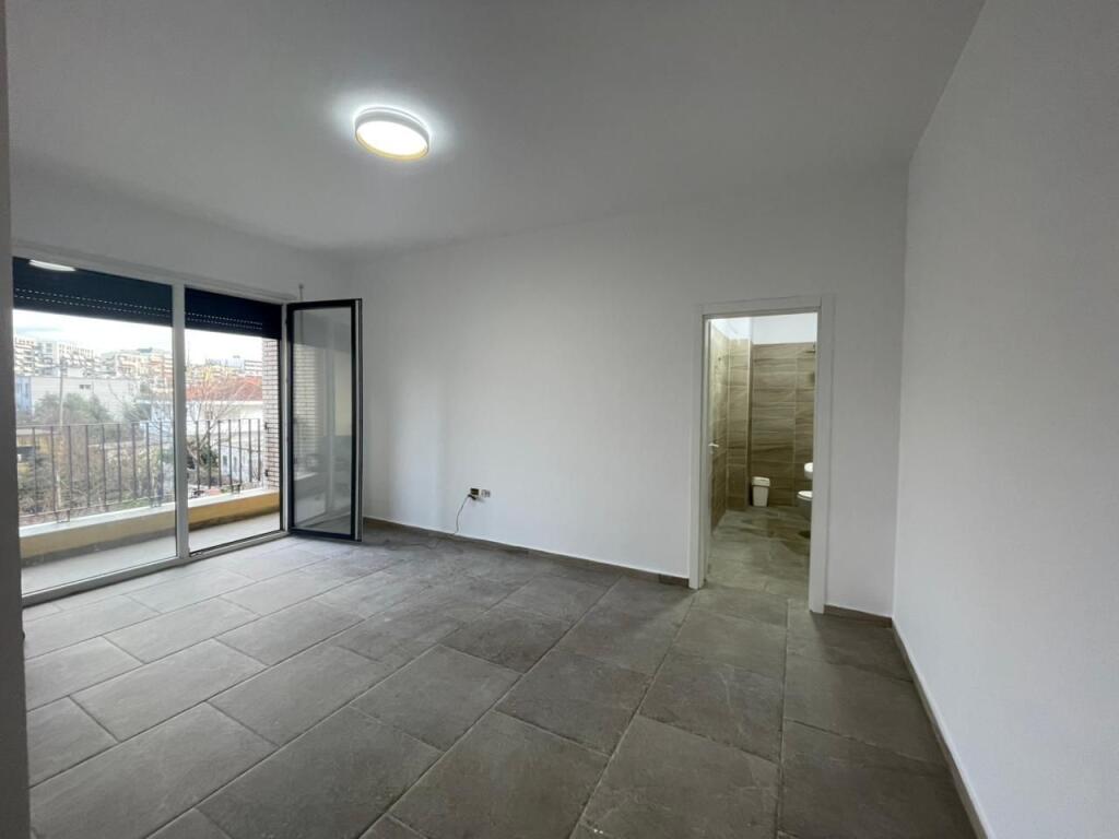 Ambient Biznesi me Qira tek Grand Park Residence