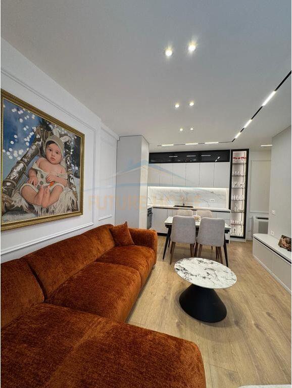 Appartamento 2+1 e Monolocale in Vendita, Viale Migjeni, Complesso Molla. 242.000 €