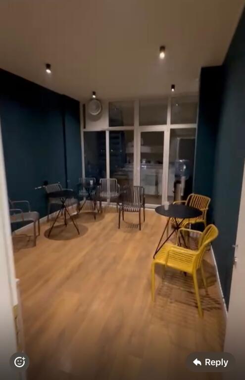 Apartament per zyra te kika 2,,komune e parisit,1200 euro