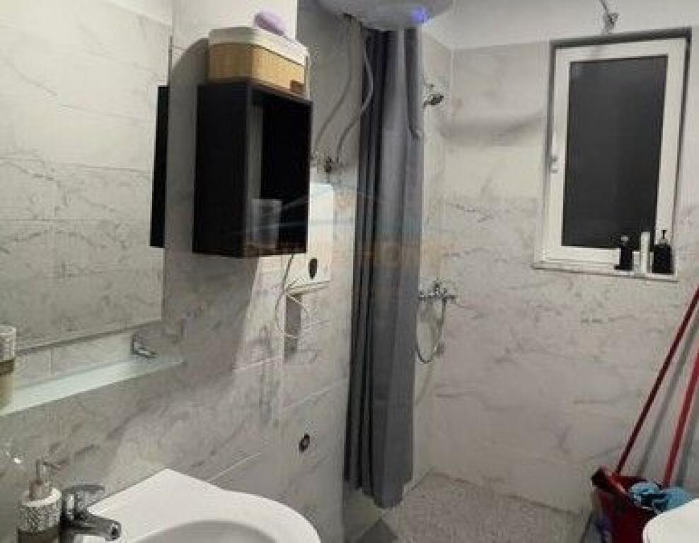 Qera, Apartament 2+1, Laprake, Tirane.