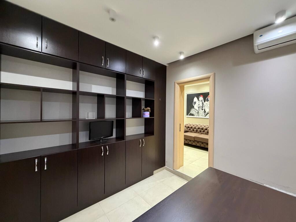 Ambient zyrash per qira tek Myslym Shyri.