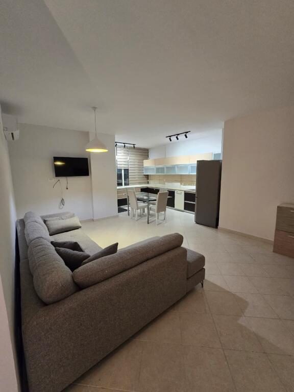 📌Jepet me Qira Apartament 2+1+2 – Prane Nobis