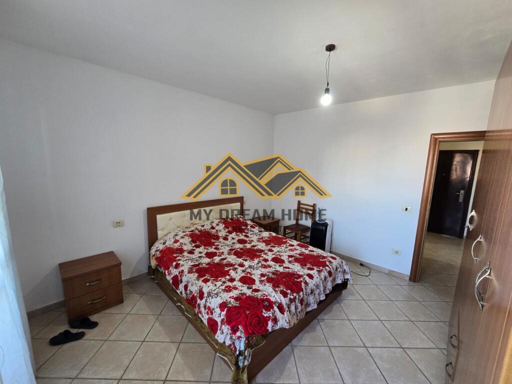 JEPET ME QERA APARTAMENT 2+1 NE PLAZH RROTA KUQE