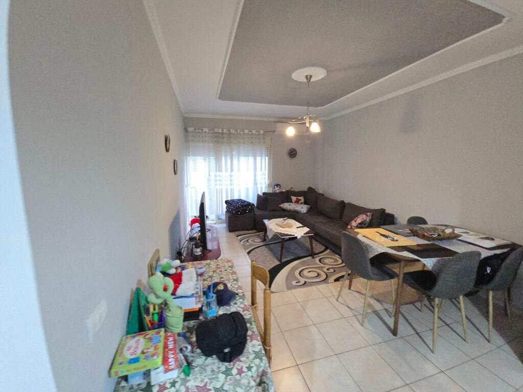 SHITET SUPER APARTAMENT 1+1 TEK ISH RAJONI DURRES