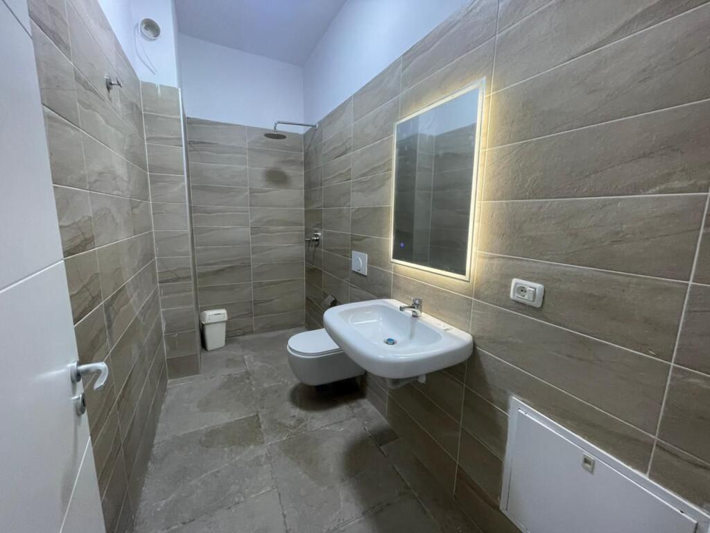 Ambient Biznesi me Qira tek Grand Park Residence