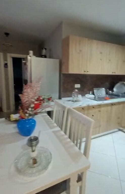 🏡 Jepet me qira apartament 2+1 – Kopshti Botanik, Tiranë!!!