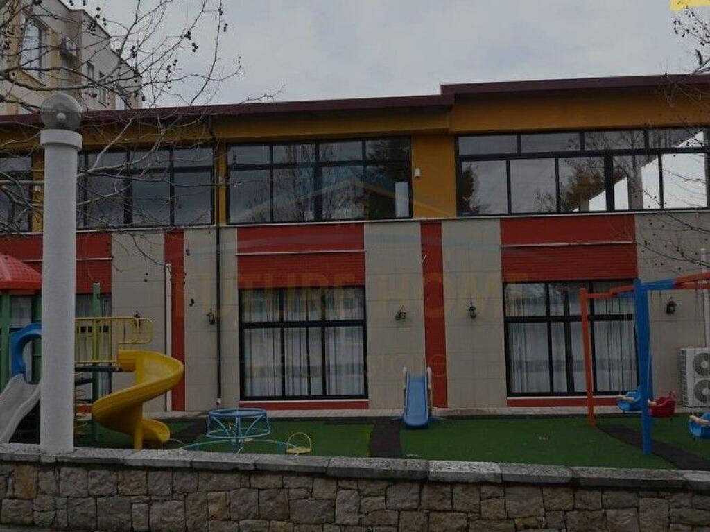 Rent, Resort, Mullet