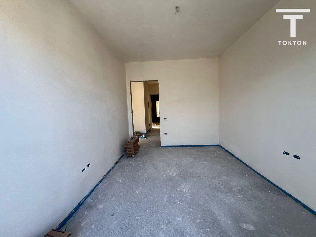 SHITET APARTAMENT 2+1+2+ VERANDE, ALI DEMI, TIRANE