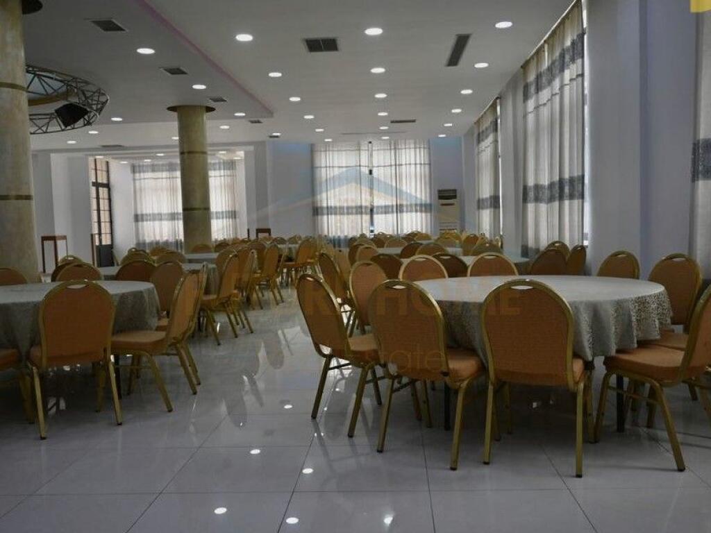 Rent, Resort, Mullet