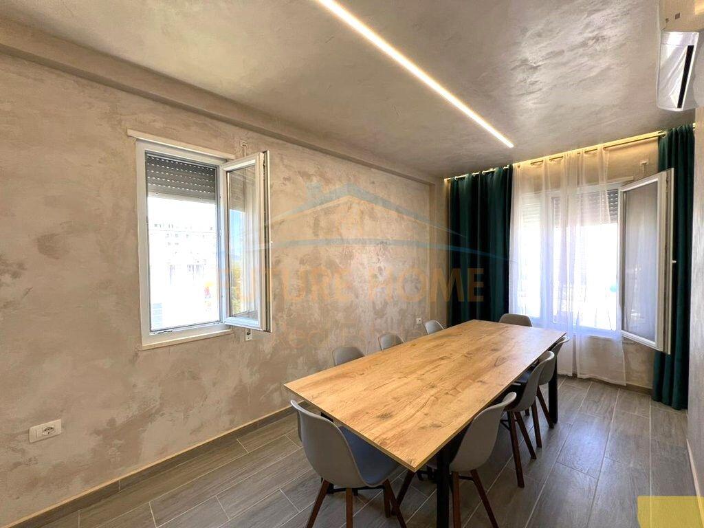 For sale, 3+1 apartment with 3 balconies, Qerret, Kavaje