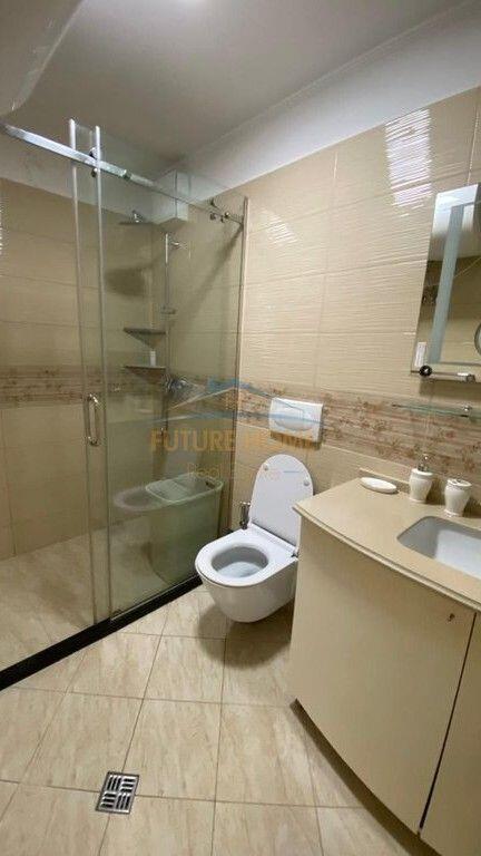 Qera, Apartament 3+1+2+Post parkimi, Kinostudio, Tiranë.