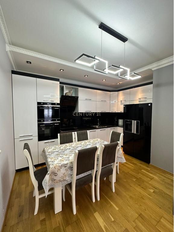 Appartamento 2+1+2 in affitto ad Astir