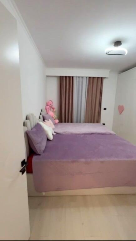 🏢Ne zonen e Brrylit,prane Eco Market jepet me qera apartament 2+1+2+post parkimi ,i sapo mobiluar.80,000Leke