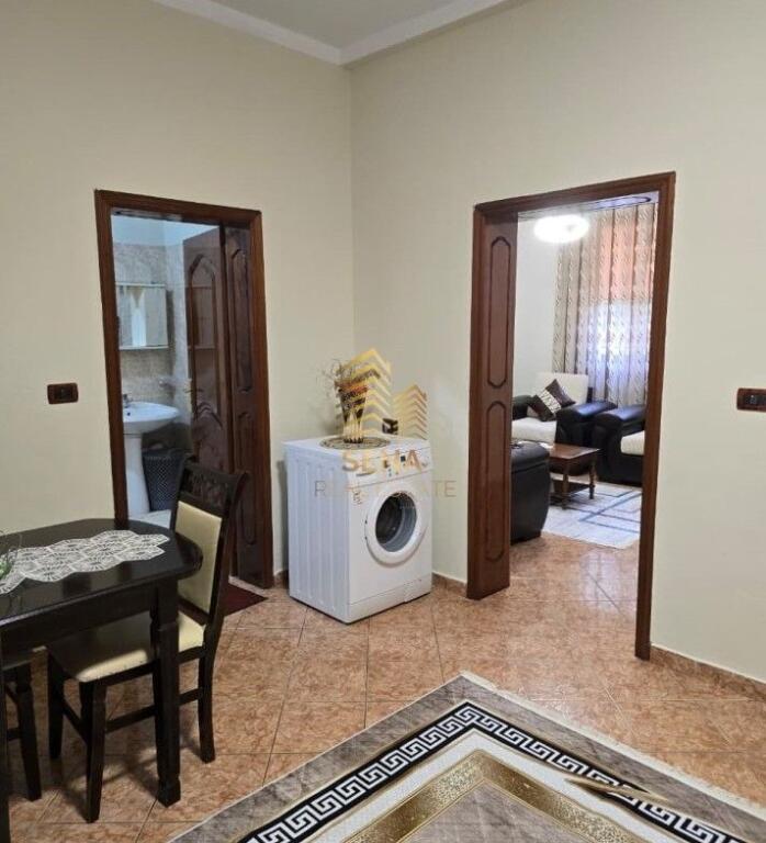 Qira, Hyrje Private, 1+1+Kuzhine e Vecuar, Jordan Misja ,450 Euro/Muaj