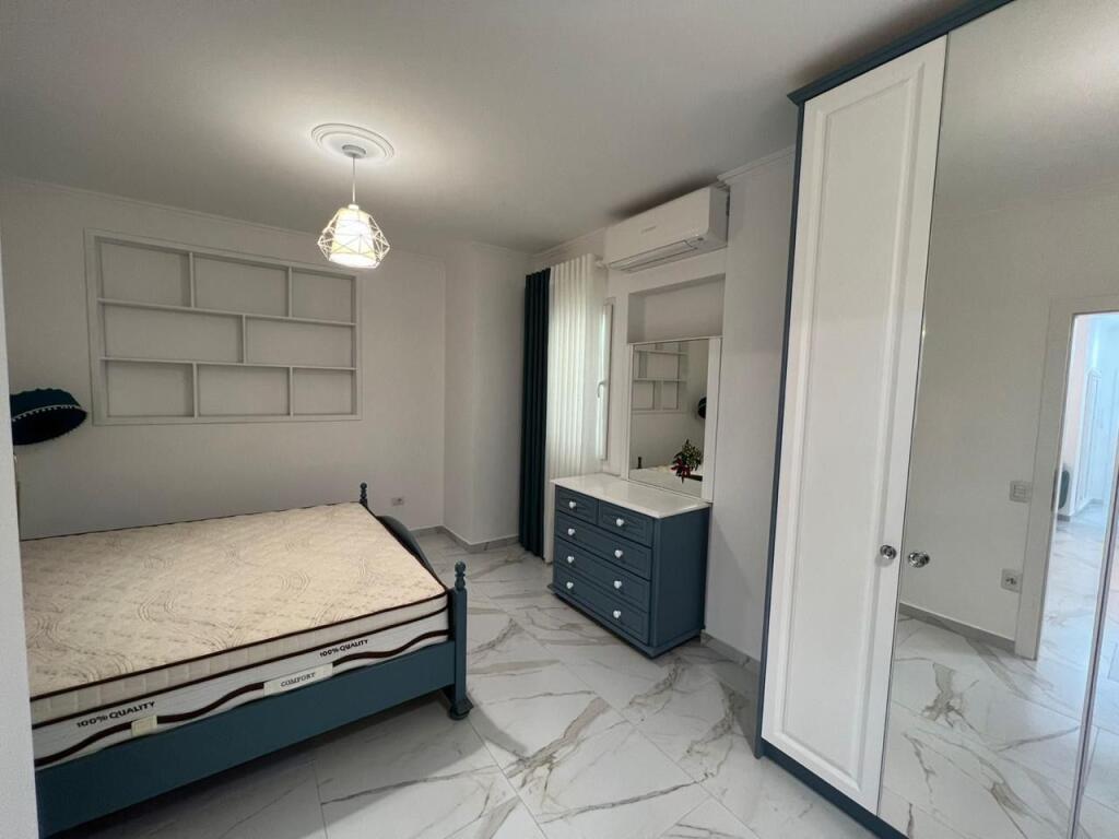 Apartament 2+1+2 tek Sheshi Willson