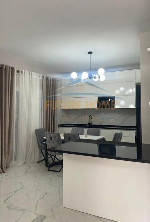 Qira, Shtepi private, Mullet