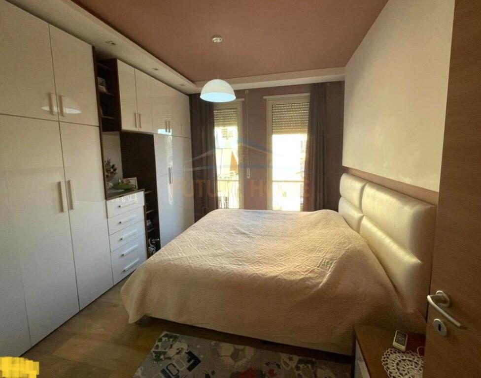 Shitet, Apartament 2+1+2, Rezidenca Sona, Liqeni i Thate, Tirane