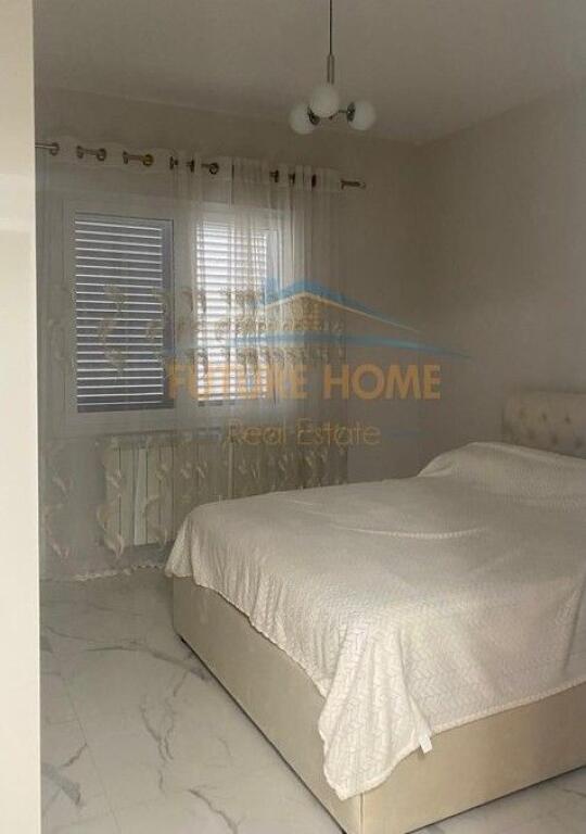 Qira, Shtepi private, Mullet