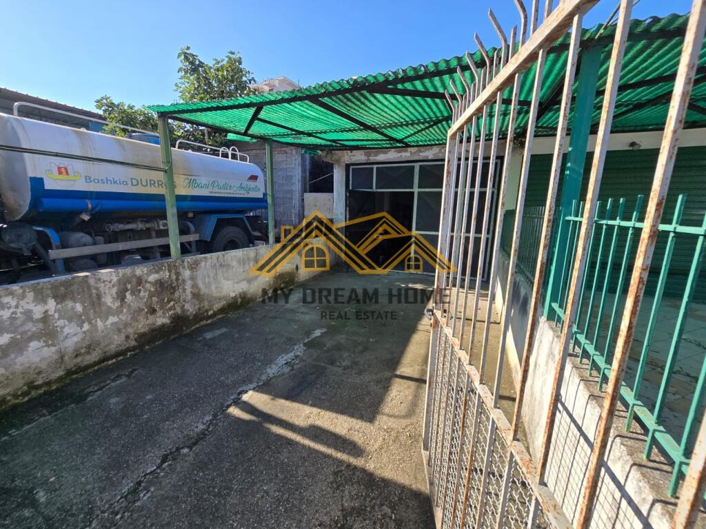 SHITET NDERTES PLAZH DURRES