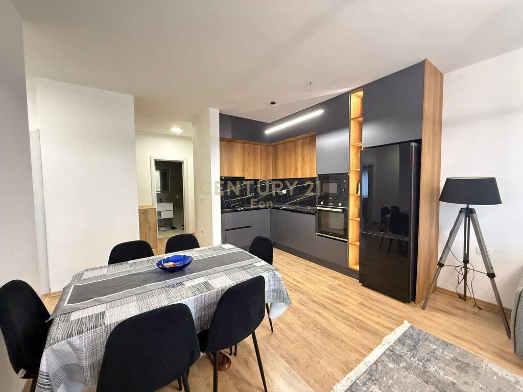 Apartament 2+1+2 Me Qira me Pamje Deti, Vollga Durrës - 850€ | 100 m² 850 € /Muaj