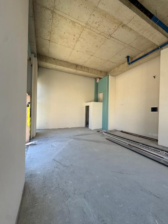 AMBJENT SHËRBIMI 06 | KATI 0