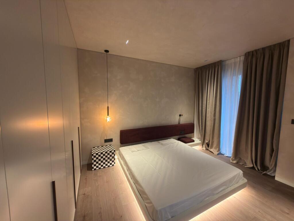 Qera Apartament 1+1 Lion Park 1