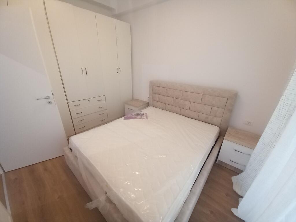 Appartamento 1+1 in affitto a Ali Dem(Mangalem)