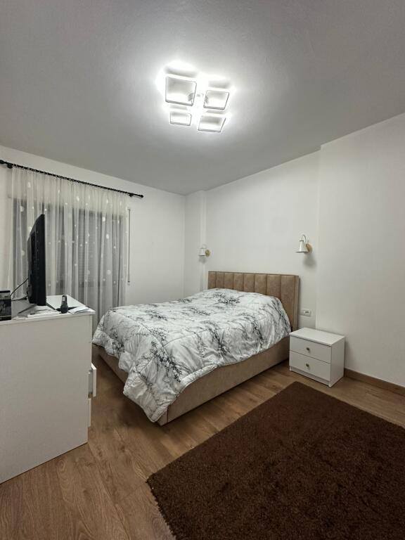 Japet me qera apartament 2+1, me sip 95m2