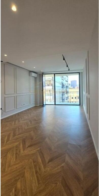 Qera, Apartament 2+1+2, Për Zyra, Mine Peza, Tiranë