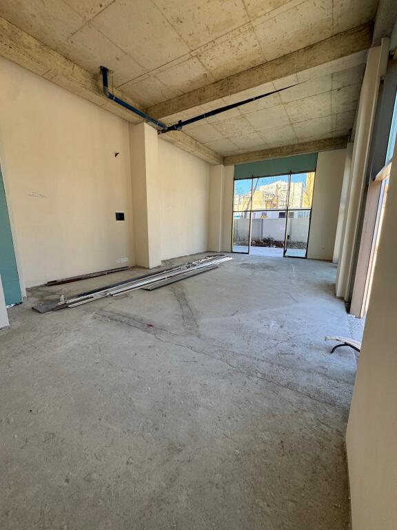 AMBJENT SHËRBIMI 06 | KATI 0