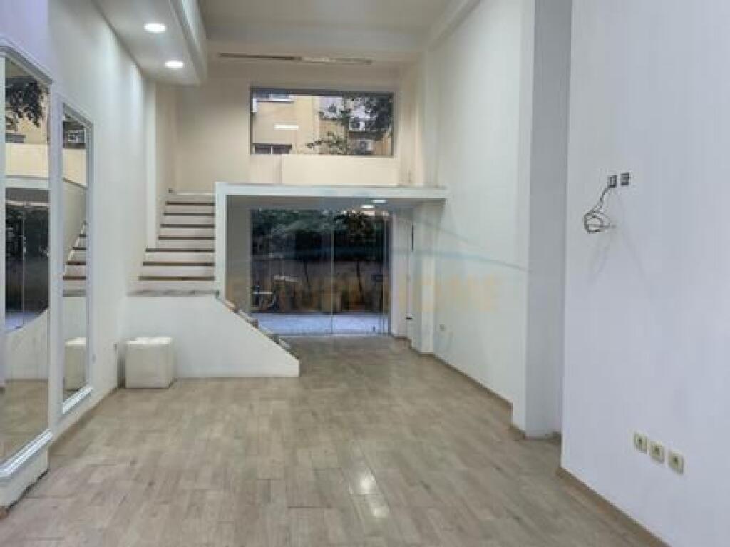 Rent, Business Premises, Kavaja Street, Tirana