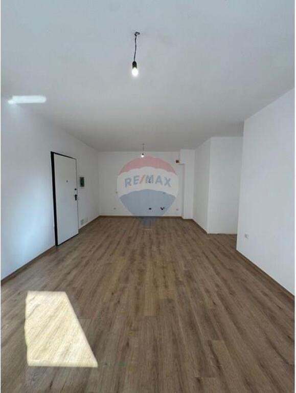 SHITET APARTAMENT 2+1+2, PALLATI BRIGADAVE