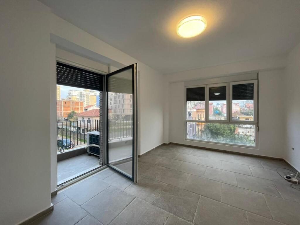 Ambient Biznesi me Qira tek Grand Park Residence