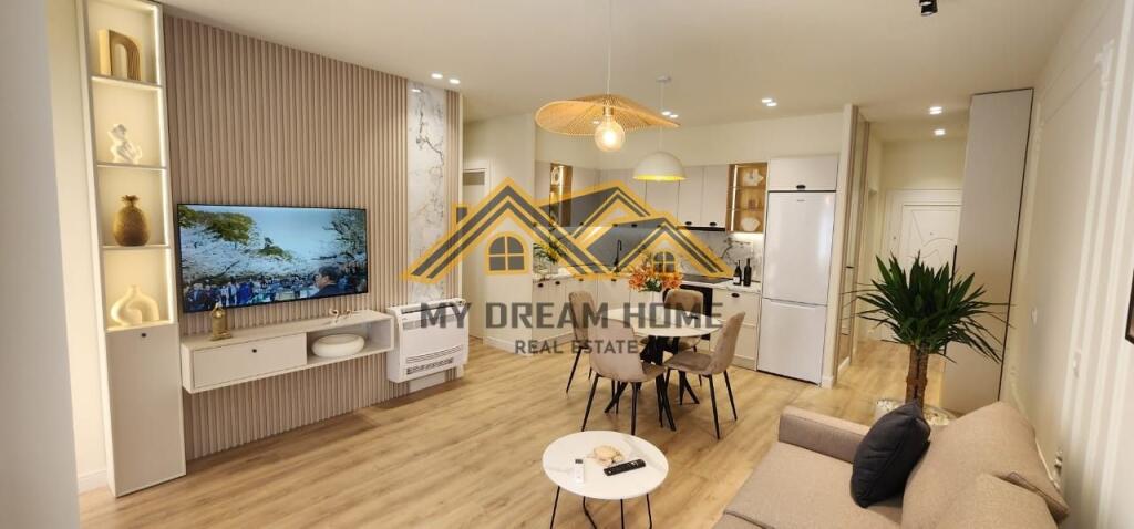 Apartament 2+1 Për Shitje në Plazh Iliria, Durrës