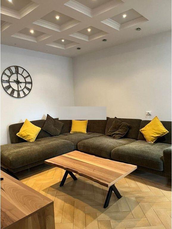 Apartament 2+1 per qera ne Qender