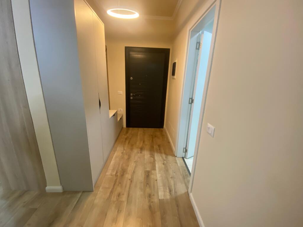 1+1,i mobiluar te petville liqeni i thate,900 euro