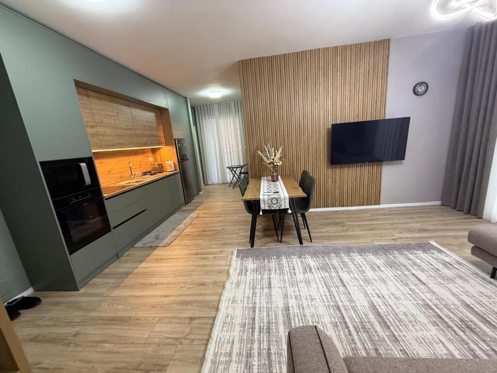 APARTMENT FOR RENT 2+1+2