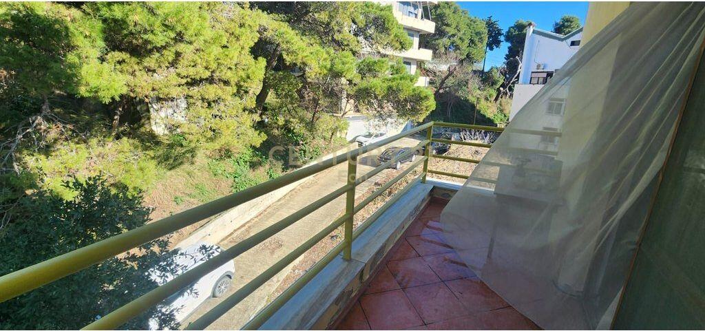 JEPET ME QERA APARTAMENT 2+1 TE SHKOLLA GREKE ! 400 €