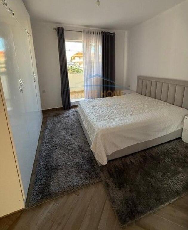 Qera, Shtëpi Private 2-Katëshe, 5 Maji, Tiranë.