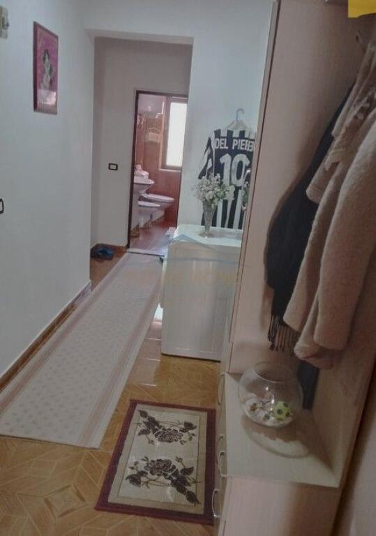 Shitet, Apartament 2+1, Rruga Asim Vokshi, Tirane