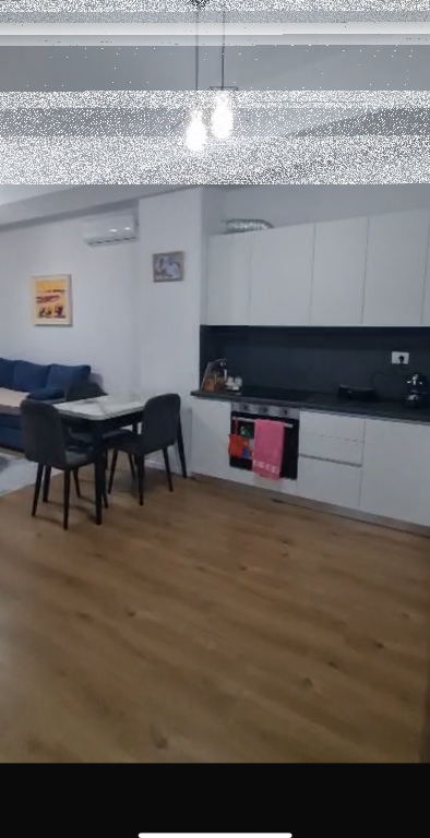 Apartament 1+1, Kaimi Ali Dem!